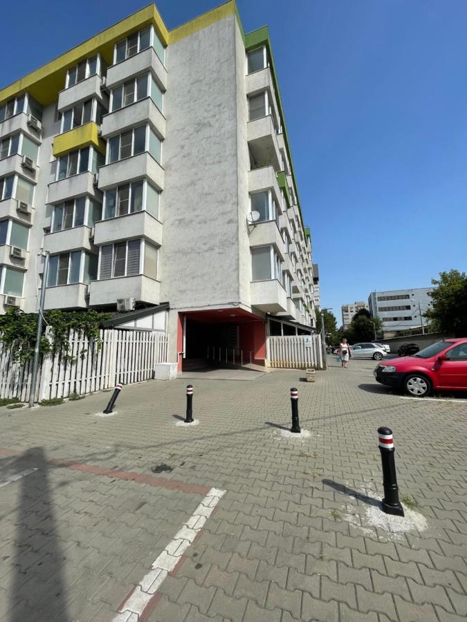 Feels Like Home Apartment M S Apartments Bucarest Esterno foto