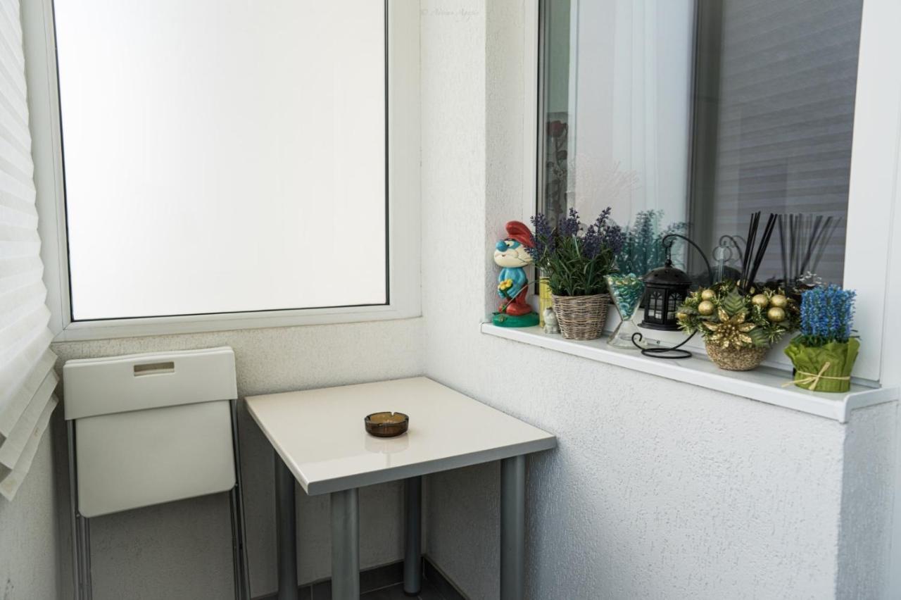 Feels Like Home Apartment M S Apartments Bucarest Esterno foto